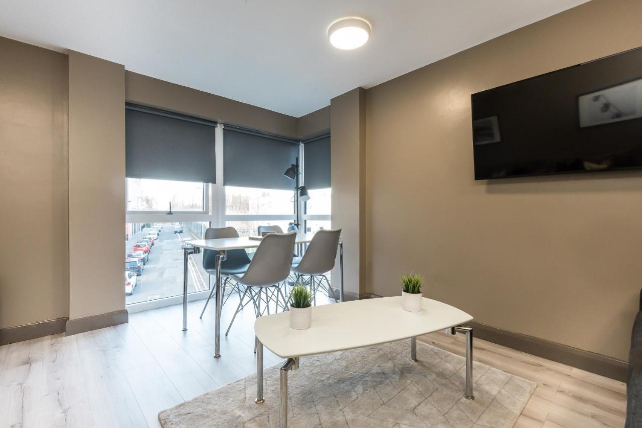 ليفربول Host Apartments - Spacious 3 Bed Apartment With 3 Ensuites المظهر الخارجي الصورة